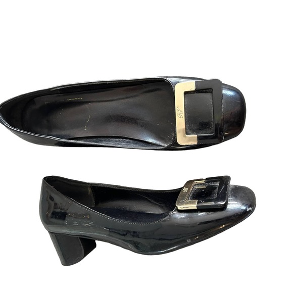 ROGER VIVIER Black Patent Leather Square Toe Buckle Heel Pump 37 Made in Italy - Picture 1 of 7
